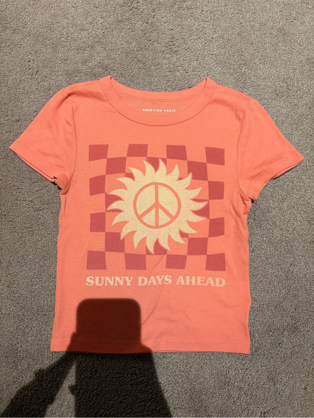 American Eagle Outfitters Coral Graphic Tee with Yellow Sun size small